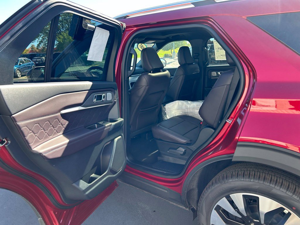 New 2027 Ford Explorer Platinum w/ LUX Leather Package AWD/4WD image 19