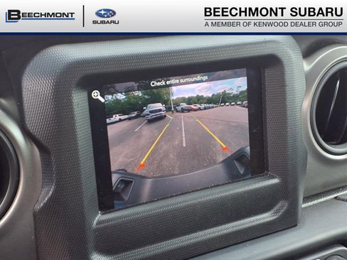 Used 2022 Jeep Gladiator Sport w/ Trailer Tow Package image 16