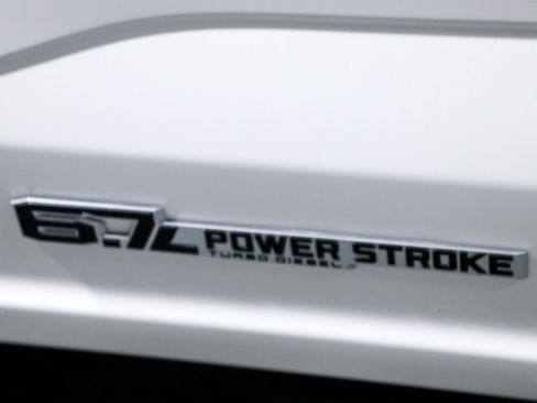 Used 2024 Ford F250 Lariat w/ Black Appearance Package AWD/4WD image 32
