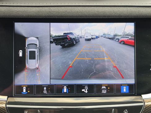 Used 2023 Cadillac XT6 Premium Luxury w/ Platinum Package AWD/4WD image 28
