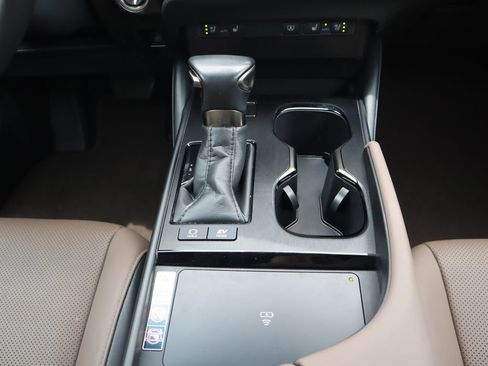 Used 2023 Lexus ES 300h w/ Premium Package FWD image 29