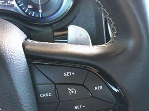 Used 2017 Chrysler 300 S image 43