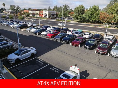 Used 2025 GMC Sierra 2500 AT4X w/ AT4X AEV Edition AWD/4WD image 47
