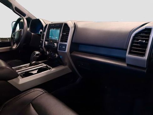 Used 2018 Ford F150 Lariat w/ Equipment Group 502A Luxury image 29