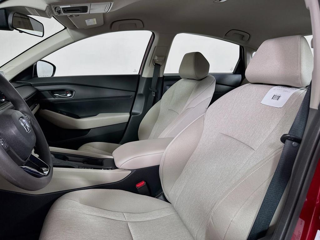 Used 2026 Honda Accord LX image 8