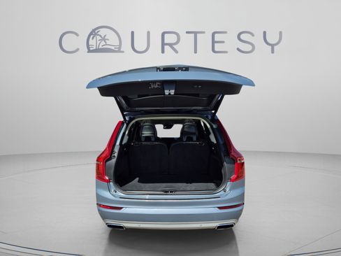 Used 2021 Volvo XC90 T6 Momentum w/ Climate Package AWD/4WD image 9
