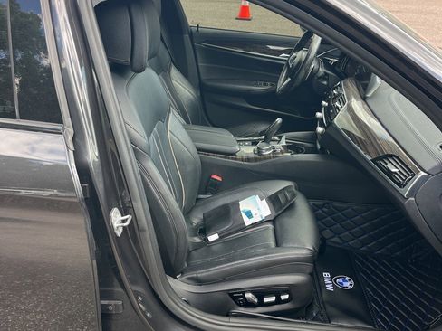 Used 2018 BMW 540i xDrive AWD/4WD image 12
