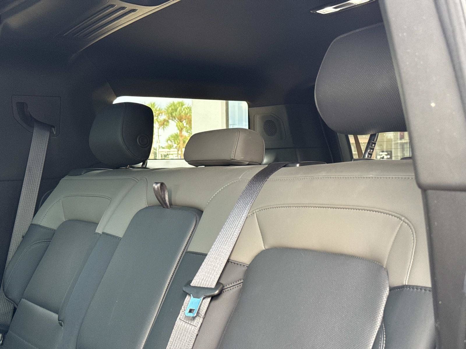 Used 2024 GMC Hummer EV 3X AWD/4WD image 18