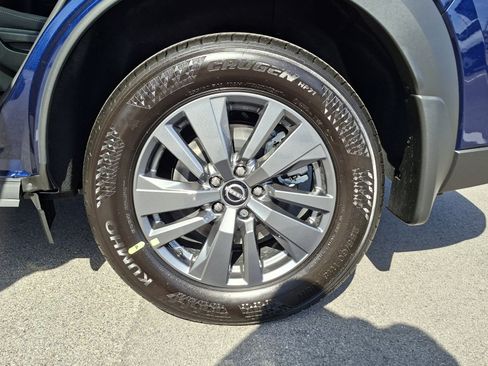 New 2026 Nissan Pathfinder SV FWD image 17