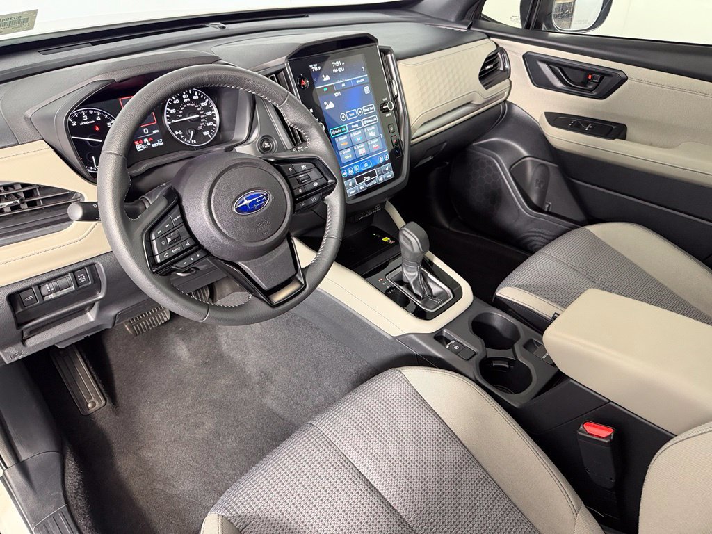 Used 2025 Subaru Forester Premium AWD/4WD image 12