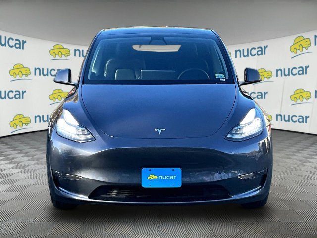 Used 2022 Tesla Model Y Long Range AWD/4WD image 3