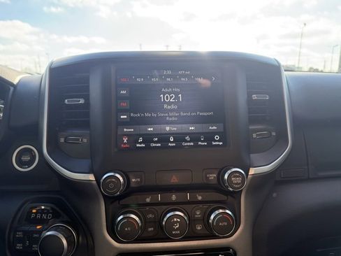 Used 2020 RAM 1500 Big Horn image 9