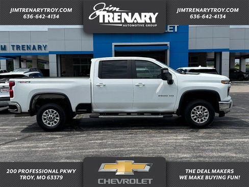 Used 2025 Chevrolet Silverado 2500 LT w/ Convenience Package AWD/4WD image 1