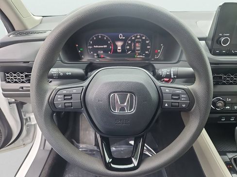 Certified 2025 Honda Accord LX image 24