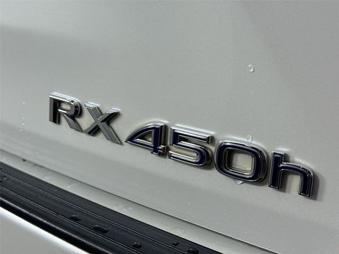 Used 2022 Lexus RX 450h AWD w/ Premium Package image 15