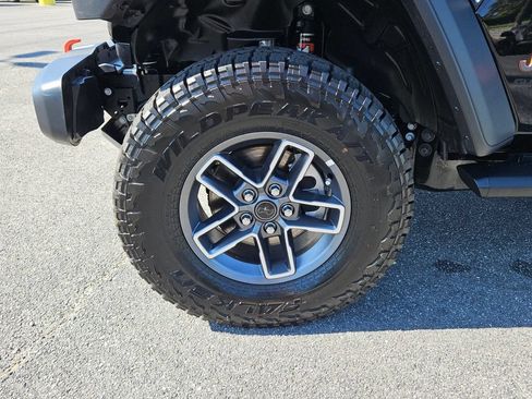 New 2026 Jeep Gladiator Mojave AWD/4WD image 9