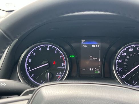 Used 2023 Toyota Camry SE w/ Convenience Package FWD image 28