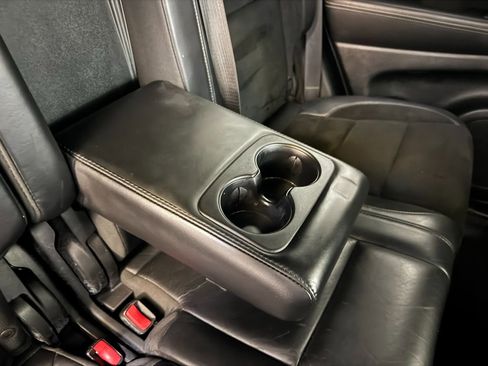 Used 2014 Jeep Grand Cherokee SRT image 54