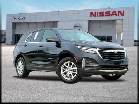 Used 2024 Chevrolet Equinox LT w/ Driver Convenience Package AWD/4WD image 1