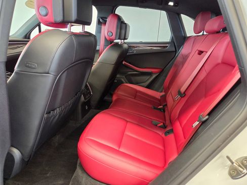 Certified 2022 Porsche Macan GTS AWD/4WD image 11