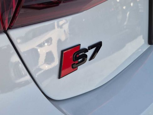 Certified 2022 Audi S7 Prestige image 11