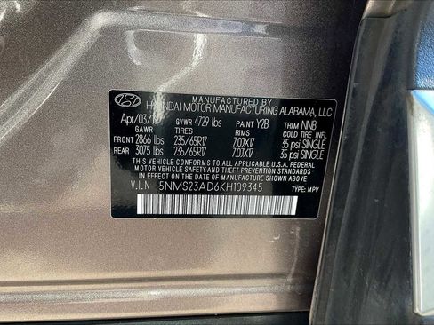 Used 2019 Hyundai Santa Fe SE image 31