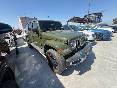 Used 2023 Jeep Wrangler Unlimited Sahara image 3