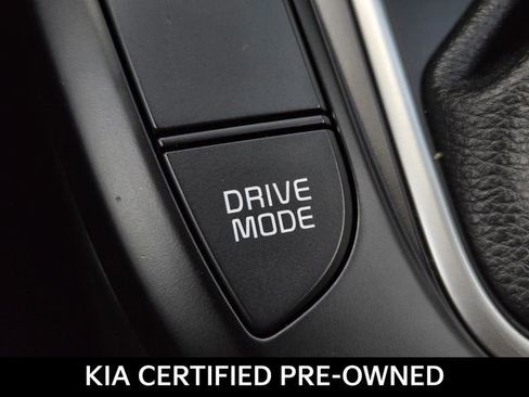 Certified 2024 Kia Soul LX FWD image 25