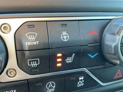 Used 2023 Jeep Wrangler Unlimited Sport image 22