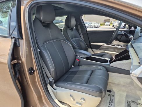 Used 2022 Lucid Air Dream Edition AWD/4WD image 33