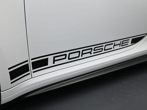 Certified 2022 Porsche 911 GT3 image 35