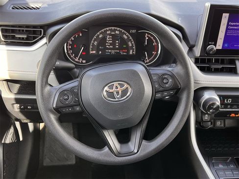 Used 2025 Toyota RAV4 XLE image 13