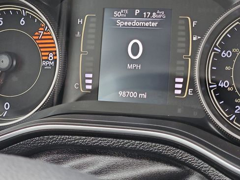 Used 2019 Jeep Cherokee Latitude Plus image 19