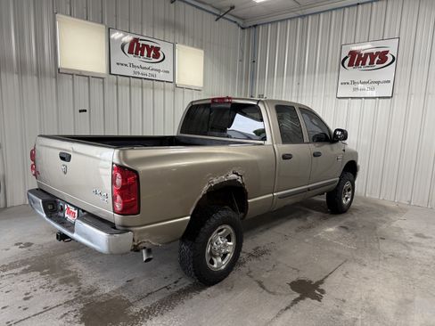 Used 2007 Dodge Ram 2500 Truck SLT AWD/4WD image 3