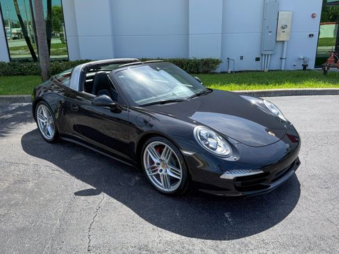 Used 2016 Porsche 911 Targa 4S AWD/4WD image 5