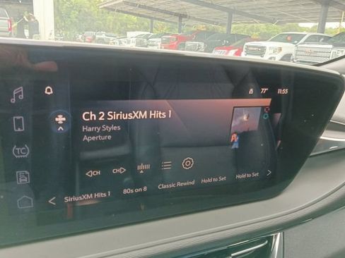 Used 2025 Buick Envista Sport Touring FWD image 8