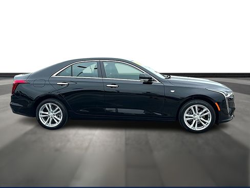 Used 2026 Cadillac CT4 Luxury w/ Sun And Sound Package AWD/4WD image 9