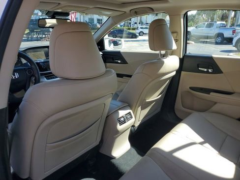Used 2013 Honda Accord EX-L image 18