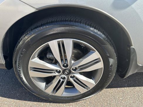 Used 2015 Hyundai Tucson Limited w/ Option Group 03 AWD/4WD image 32