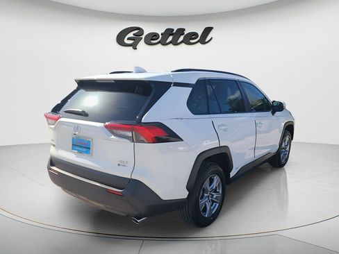 Certified 2025 Toyota RAV4 XLE AWD/4WD image 5