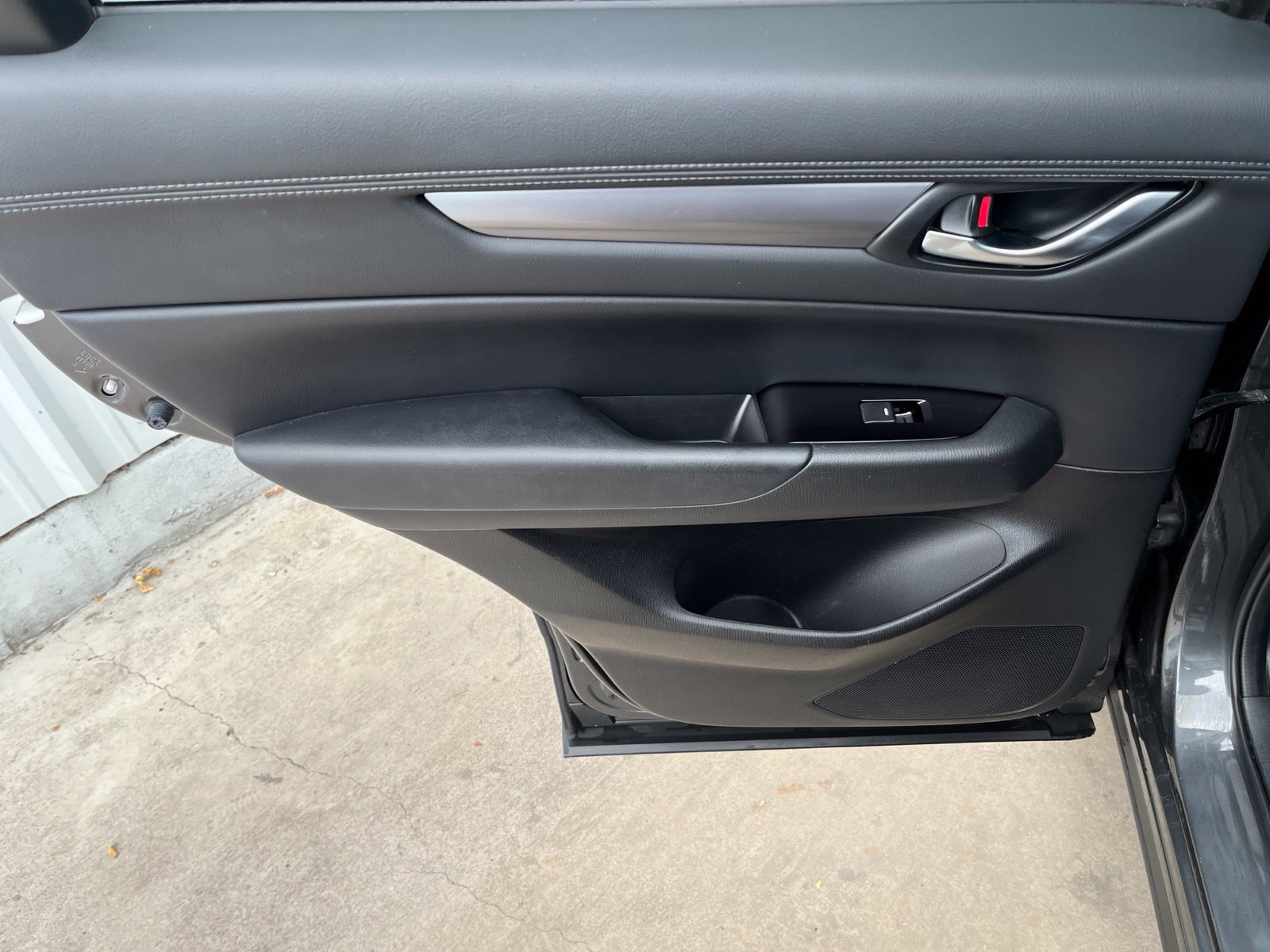 Used 2020 MAZDA CX-5 Touring FWD image 13