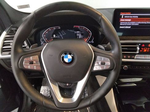 Used 2023 BMW X4 xDrive30i w/ Premium Package image 12