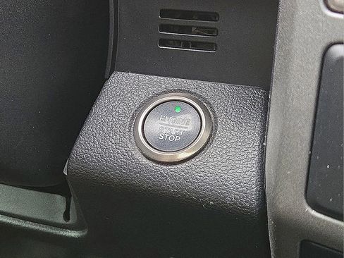 Used 2017 Ford F150 Raptor w/ Equipment Group 802A Luxury image 32