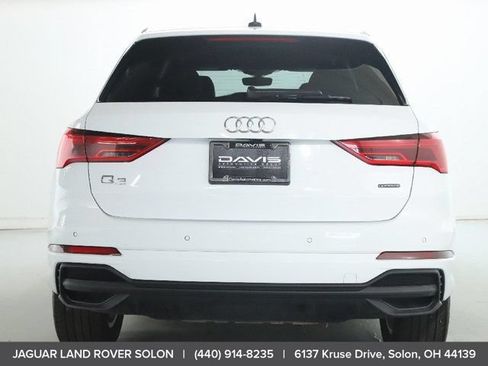 Used 2025 Audi Q3 2.0T Premium AWD/4WD image 7