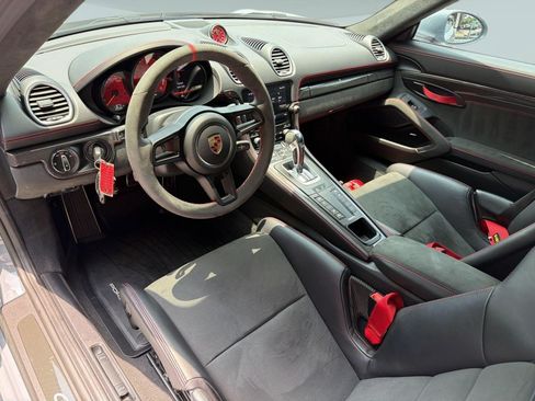 Used 2023 Porsche 718 Cayman GT4 w/ Chrono Package RWD image 4