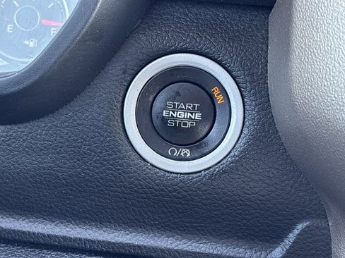 Used 2020 RAM 1500 Laramie image 31