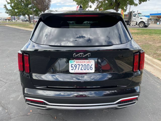 Used 2023 Kia Sorento SX Prestige AWD/4WD image 5