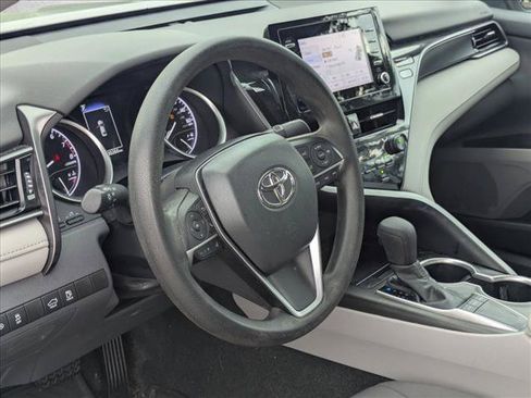 Used 2023 Toyota Camry LE FWD image 6