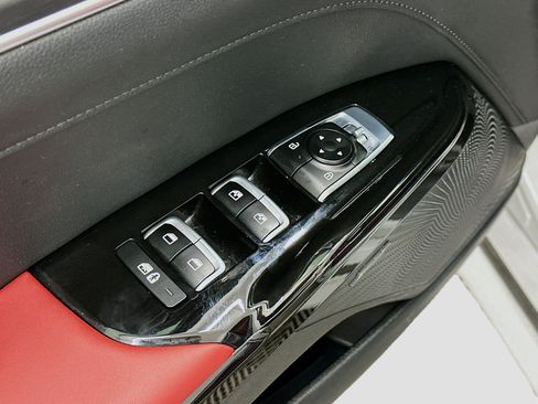 Used 2025 Kia K5 GT-Line w/ GT-Line Premium Package AWD/4WD image 15