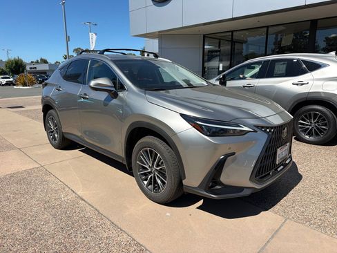 Used 2025 Lexus NX 350h AWD w/ Premium Package image 2